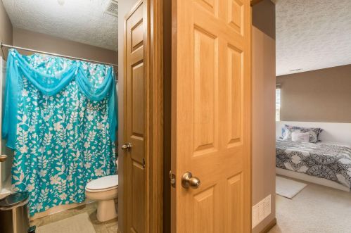 376 Enos Loomis St, Pataskala OH  43062-8160 exterior