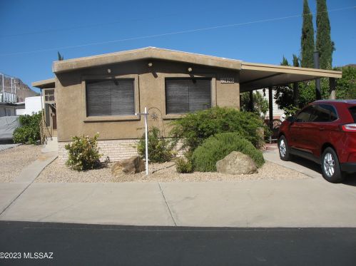 5456 Lazy S St, Tucson, AZ 85713-6303