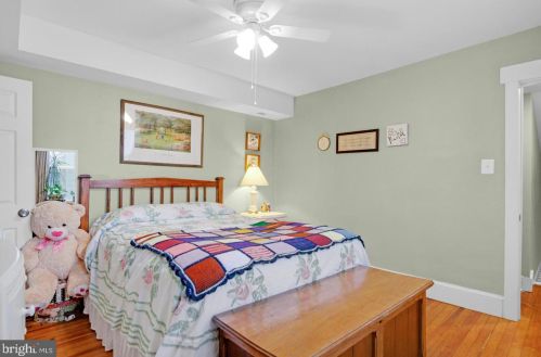 525 Park Blvd, Tavistock NJ  08033-2938 exterior