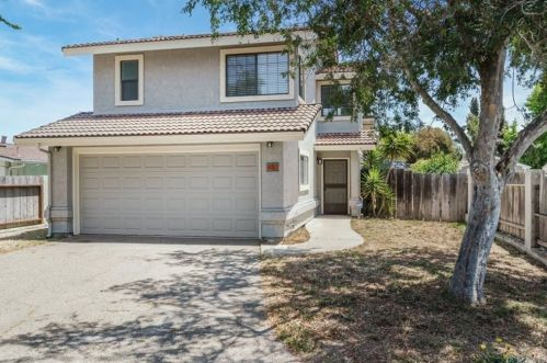 451 16th St, Pismo Beach, CA 93433-1851