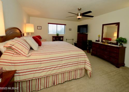 297 Calle Herboso, Green Valley AZ  85614-4114 exterior