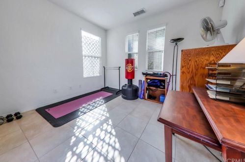 9 Loch Ness Lake Ct, Rancho Mirage CA  92270-5811 exterior