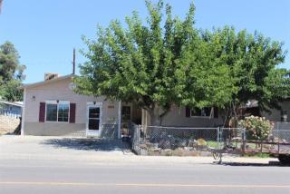 733 San Joaquin St, Avenal, CA 93204-1429