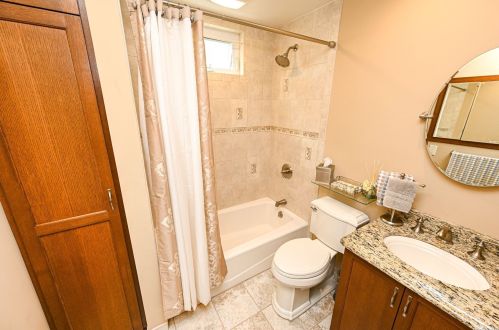 114 Fischer Ave, Islip Terrace NY  11752-2331 exterior