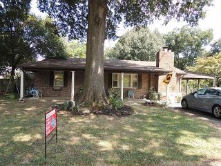 1238 Summers Dr, Dyersburg, TN 38024-3321