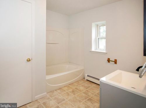 424 2nd Ave, Gloucester NJ  08031-1411 exterior