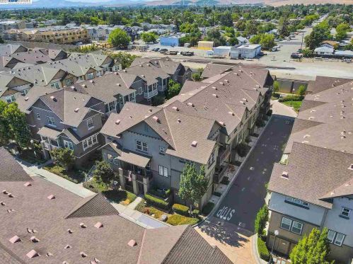 1921 Depot Dr, Livermore CA  94550-2138 exterior