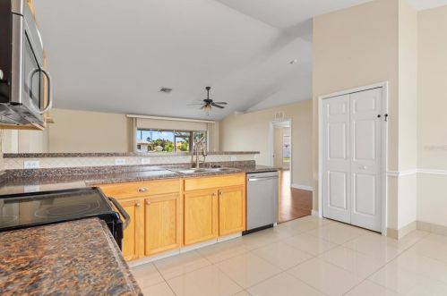 1405 15th St, Cape Coral FL  33909-1573 exterior
