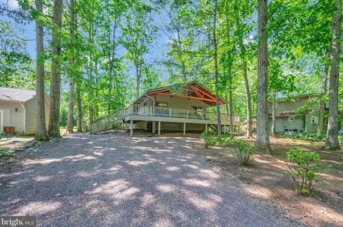 120 Hillside Dr, Locust Grove VA 22508-5233 exterior