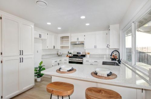 5920 Yeoman Way, Citrus Heights, CA 95610-6744
