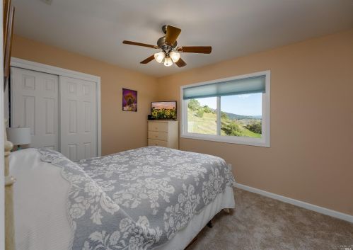 858 Sanel Dr, Ukiah CA  95482-9604 exterior