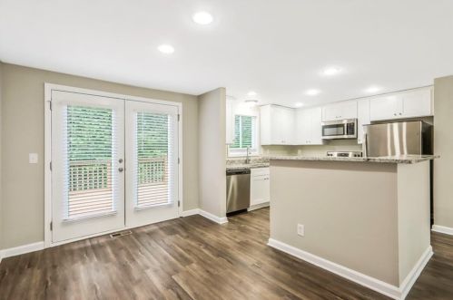 5477 Martins Crossing Rd, Stone Mountain GA  30088-1745 exterior