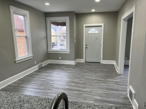 2362 32nd St, Milwaukee WI  53215-2802 exterior