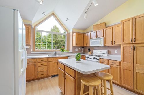 2228 Eastway Ave, Prior Lake MN  55379-3922 exterior