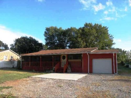 601 Hamer Rd, Dyersburg, TN 38024-6815