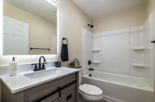 606 Forest St, Washington Ch OH  43160-1485 exterior