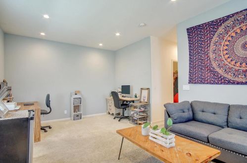 361 Majestic Dr, Hollister CA  95023-7032 exterior