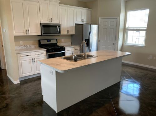 2924 Eagle Nest View Dr, Winter Haven FL  33881-3219 exterior