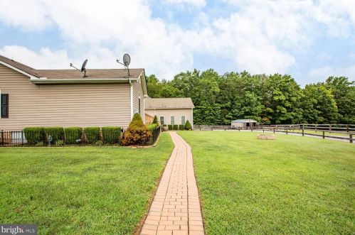 9600 T Pat Rd, Spotsylvania VA  22551-5352 exterior