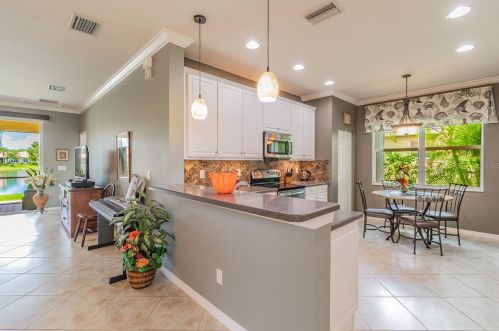 16143 Amethyst Key Dr, Wimauma FL  33598-4027 exterior