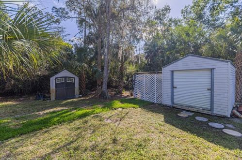 6100 Green Blvd, Naples FL  34116-4824 exterior