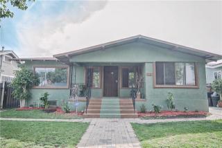 1044 78th St, Los Angeles, CA 90001-2916