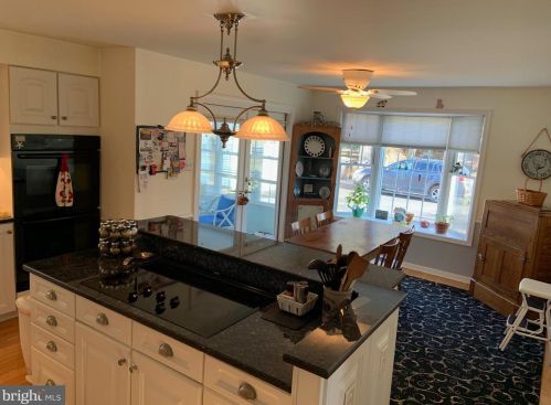 1615 Heebner Way, Lansdale PA 19446-4317 exterior