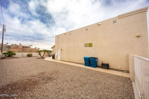 3510 Vega Dr, Lake Havasu City AZ  86404-1701 exterior