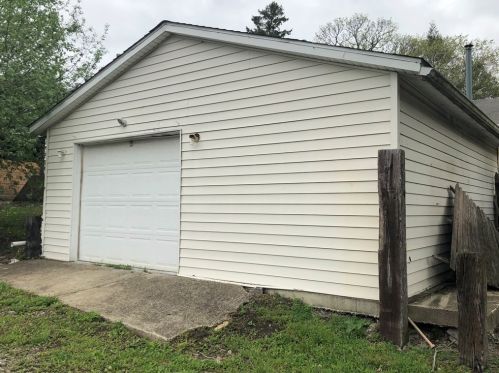 250 Fairview Ave, Connellsville PA  15425-3737 exterior