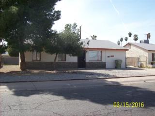 5552 63rd Dr, Glendale AZ  85301-5602 exterior