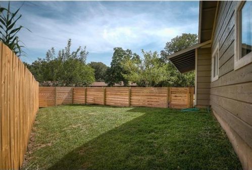 1508 Braes Ridge Dr, Austin TX  78723-1805 exterior