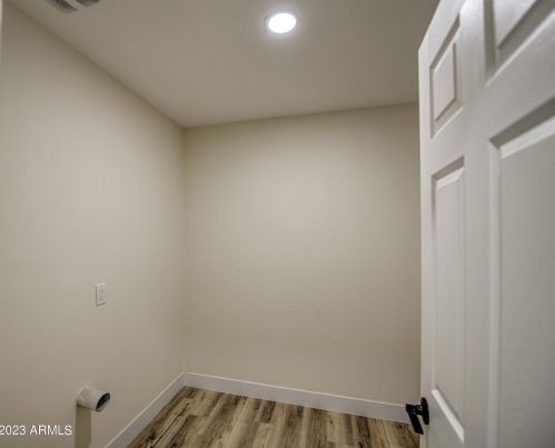 5813 37 Ave, Phoenix AZ 85053-4620 exterior