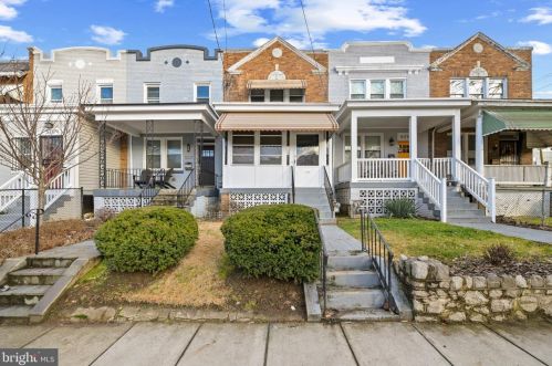 5205 5th St, Washington, DC 20011-4042