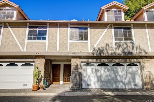 29633 Strawberry Hill Dr, Calabasas, CA 91301-4017