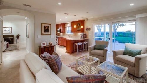 7060 Dennison St, San Diego CA 92122-2431 exterior