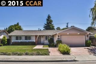 8865 Davona Dr, Pleasanton CA  94568-1124 exterior