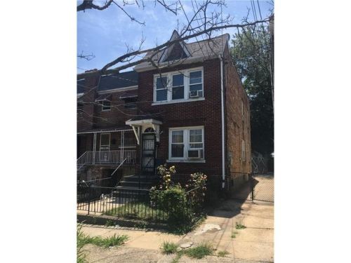 960 231st St, Bronx, NY 10466-4608