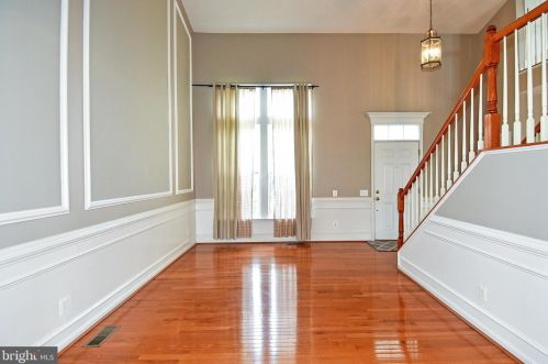 6022 Slippery Rock Rd, Haymarket VA  20169-3312 exterior