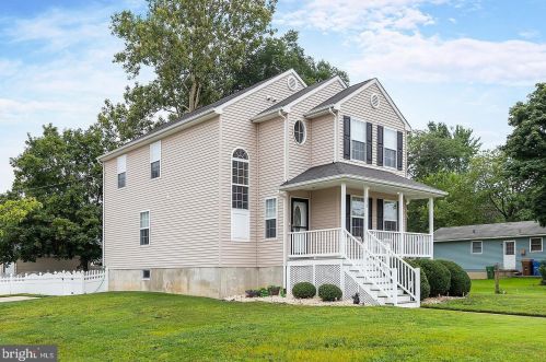 317 Guest Ave, Swedesboro NJ  08085-1011 exterior