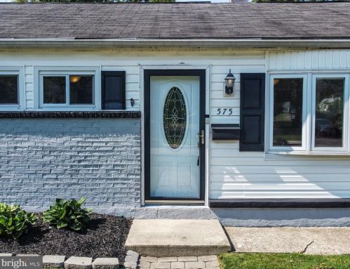 575 Winding Rd, Lansdale, PA 19446-3446