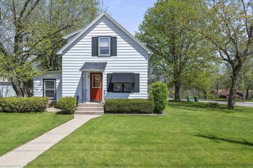 401 Lake St, Mount Horeb, WI 53572-1629