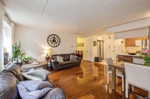 333 119th St, New York, NY 10035-4225