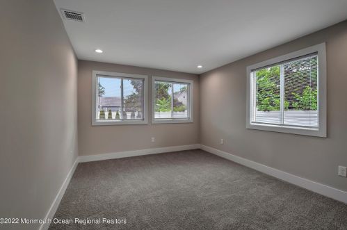 91 Bank St, Tinton Falls NJ  07701-1306 exterior