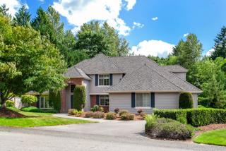 25901 25th St, Redmond, WA 98053-9077
