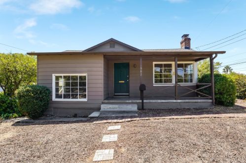 902 Valota Rd, Redwood City, CA 94061-1446