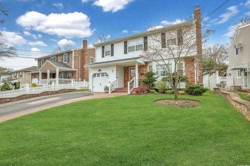 1406 Wagner St, North Wantagh, NY 11793-3042