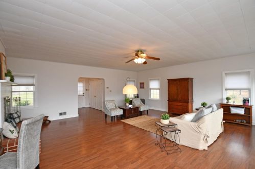 6009 Cleves Warsaw Pike, Cincinnati OH 45233-4935 exterior