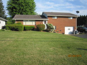 154 Hopwood Fairchance Rd, Hopwood, PA 15445-2100