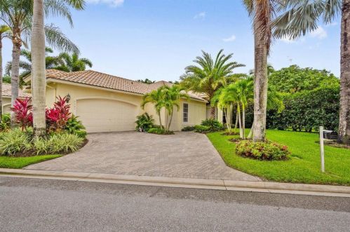 2587 Players Ct, West Palm Beach, FL 33414-6289