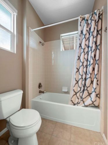 7463 Circulo Sequoia, Carlsbad CA 92009-8467 exterior